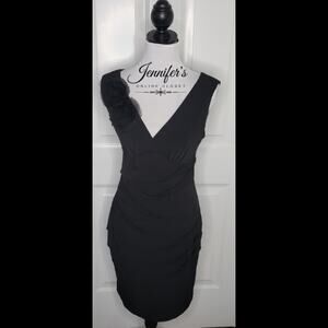 3/$30 Connected Apparel Women's Black V Neck Dress Size 6